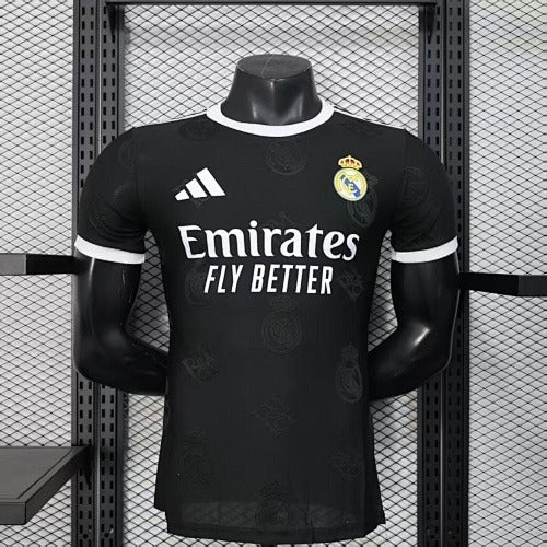 Real Madrid Black Special Edition (Player Version) –