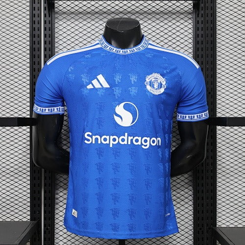 Manchester United Retro (Player Version) –