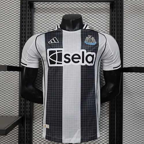 Newcastle United Home (Player Version) – 2025–26