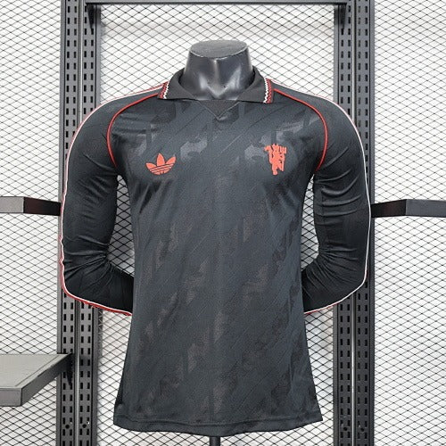 Manchester United Retro (Player Version) –